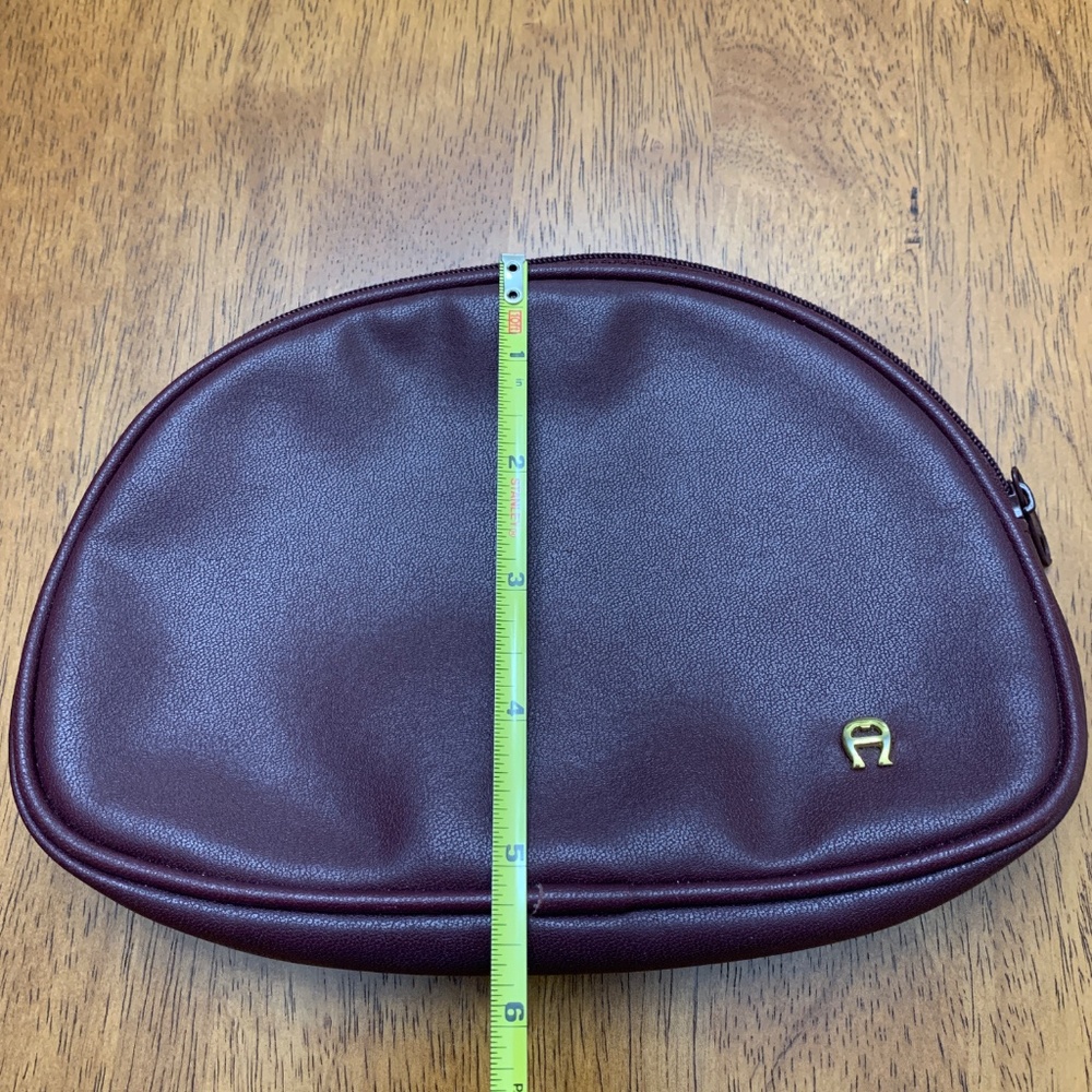 Etienne Aigner Vintage Cosmetic Bag - Picture 6 of 6